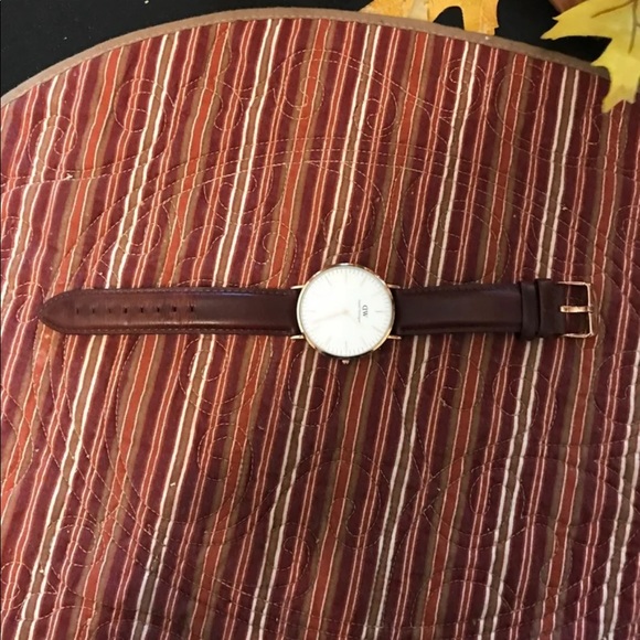 Daniel Wellington 36mm Watch - Picture 3 of 8